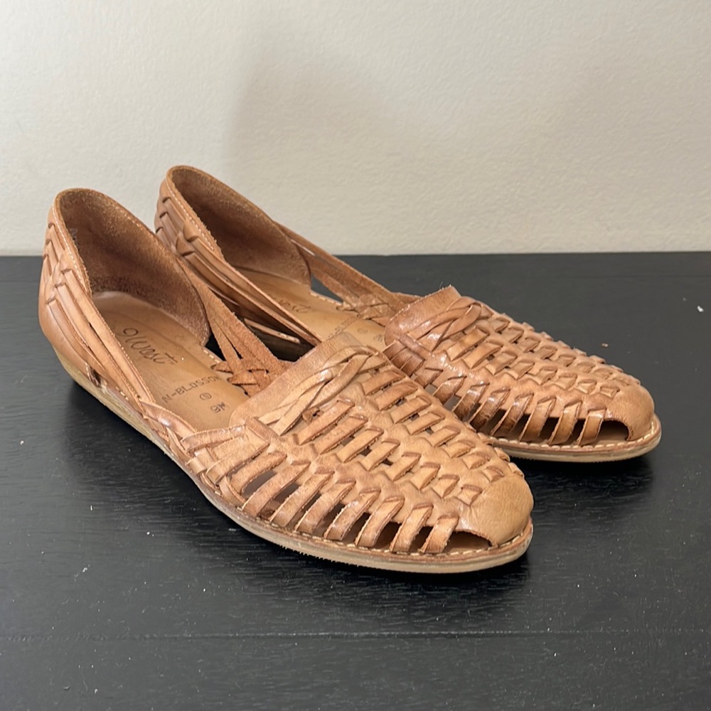Nine West Woven Leather Flat Slip On Huarache Style Sandals